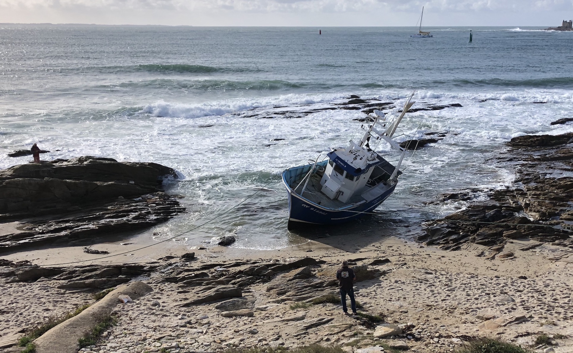 Quiberon Le Triskell Ii S Choue Dans Les Rochers Tv Quiberon