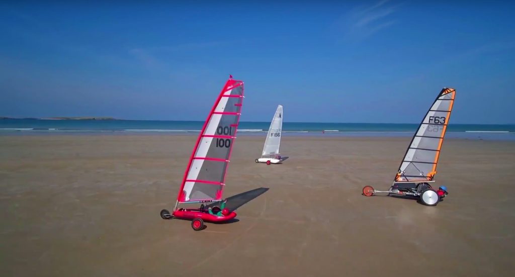 Vol au dessus des Chars à voile - TV Quiberon 24/7