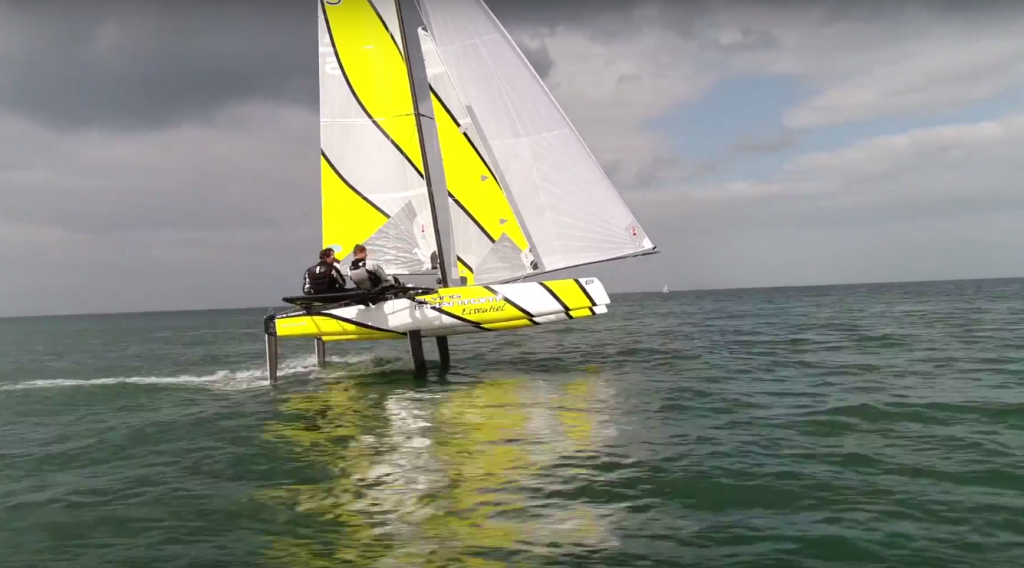 Bretagne Télé: Flying Phantom Essentiel, le Cata Volant