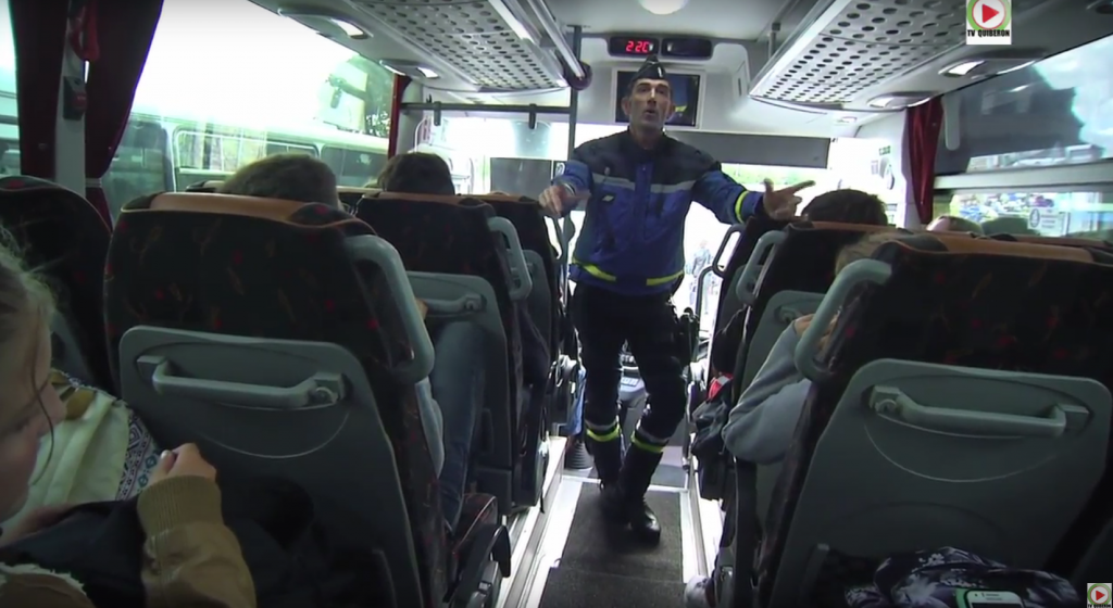 Controle des Cars Scolaires - TV Quiberon 24/7