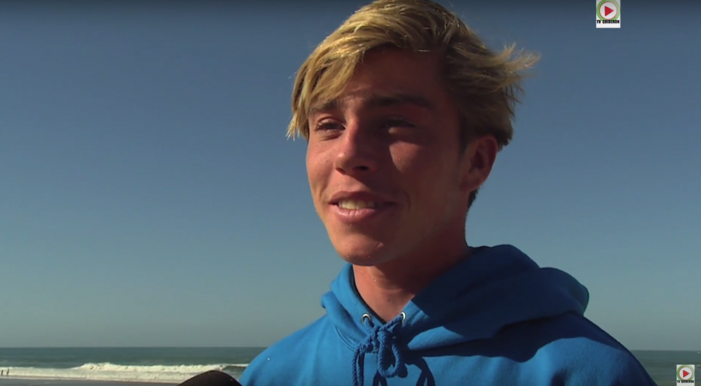 Théo Julitte espoir du Surf breton - TV Quiberon 24/7