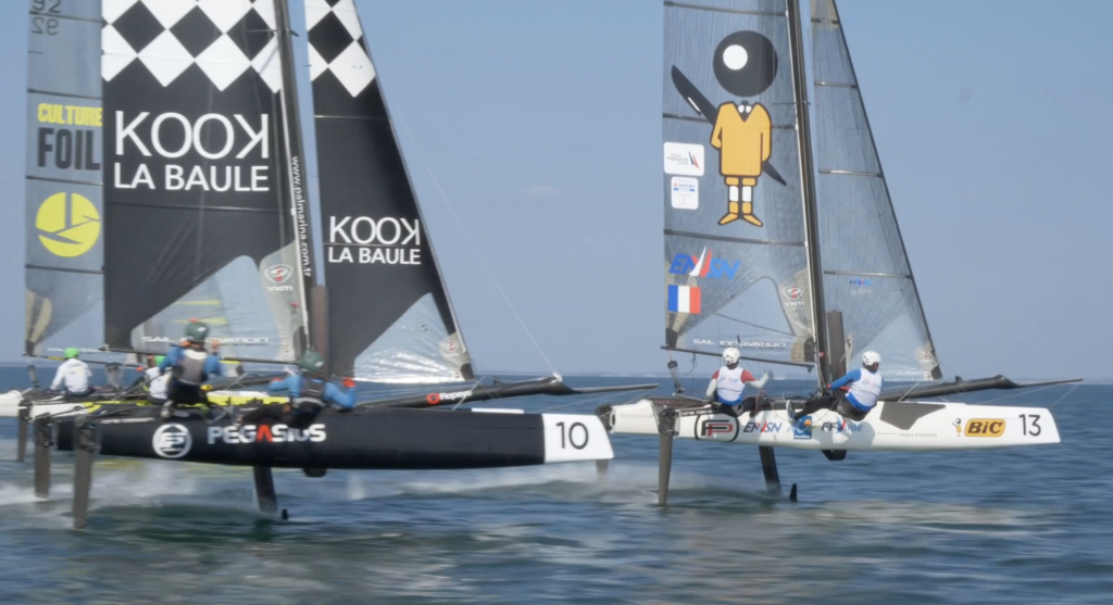 Flying Phantom Series / Bateaux volants - TV Quiberon 24/7