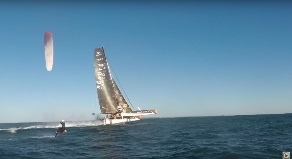 Trimaran contre Kitefoil "Mille SNSM" - TV Quiberon 24/7