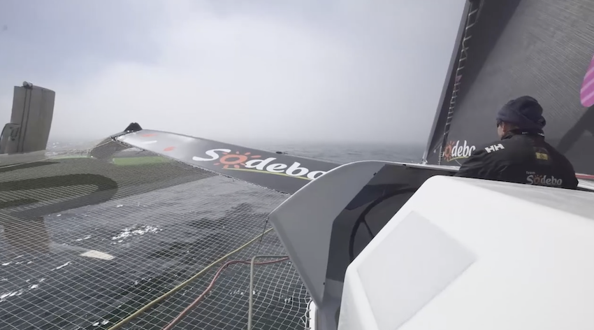Importation : 95 % Temps restant : environ 58 secondes. Armen Race 2019: à Bord de Sodebo 3 - Bretagne Télé