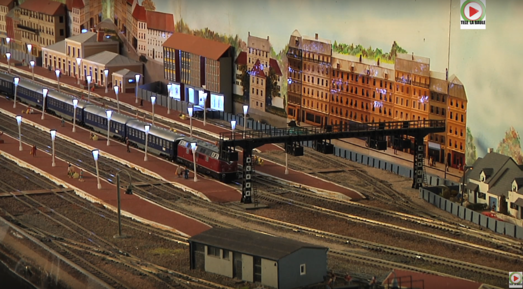 Ces Trains ne font jamais Greve - Télé La Baule