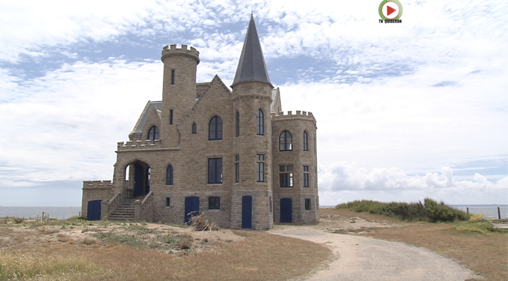Quiberon: le Chateau Turpault agonise - TV Quiberon 24/7