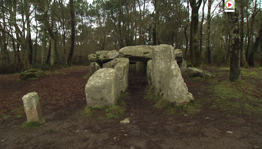 Erdeven | Le Dolmen de Mané Croc’h - Etel TV