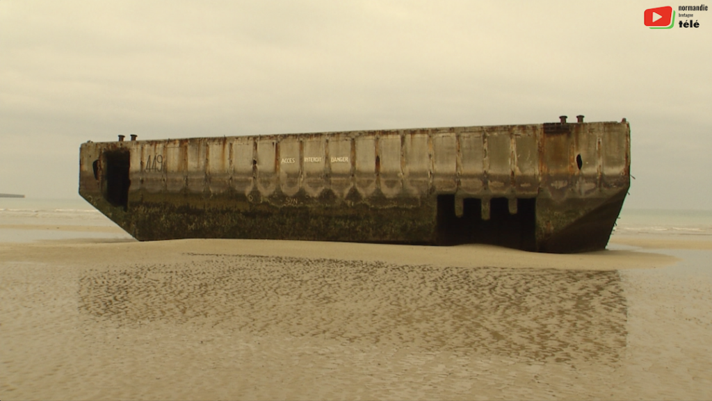 Arromanches | Vestiges du Port Artificiel | Normandie Bretagne Télé