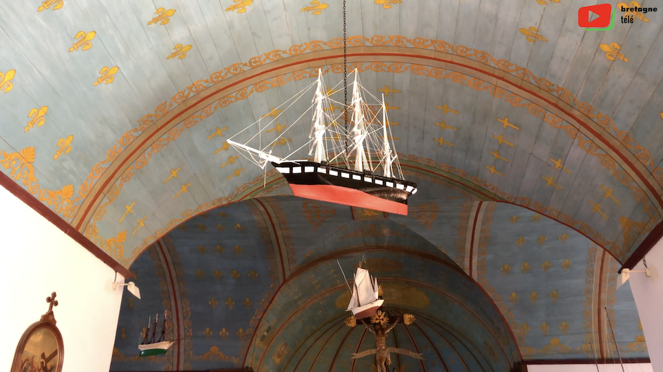 Île de Hoëdic | L'église et ses ex-voto | Bretagne Télé