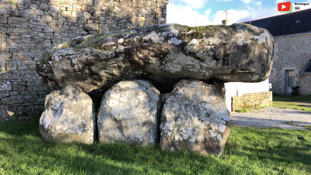 Plouharnel | Dolmen et Quadrilatère de Crucuno | Bretagne Télé