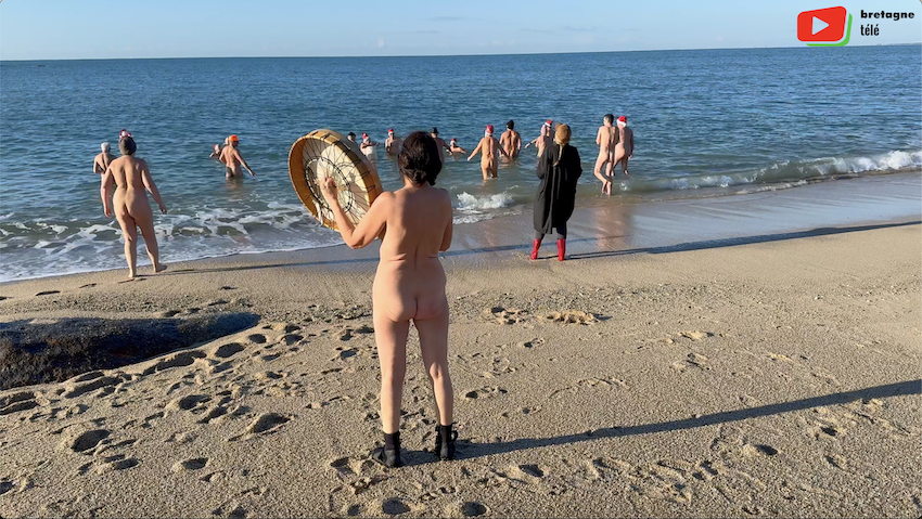 Trégunc | Le Bain Naturiste du Nouvel an | Bretagne Télé