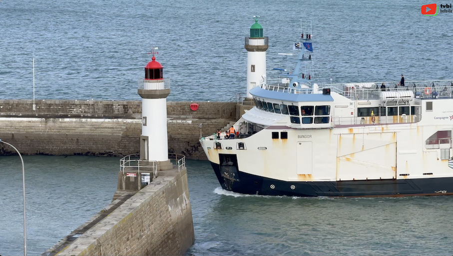 Belle-île-en-mer | Le Ferry 'Bangor' en Plein Hiver | Belle-Île Télévision TVBI