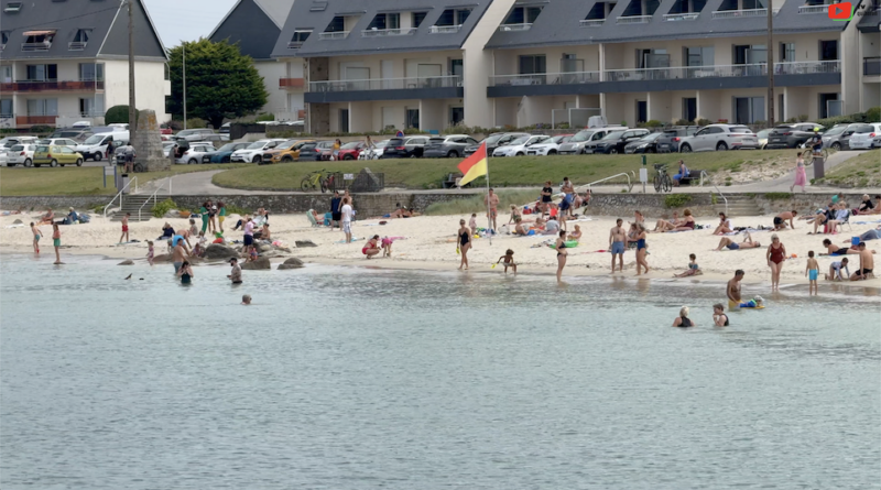 Quiberon | Plage et petits voiliers à Port Haliguen | TV Quiberon 24/7