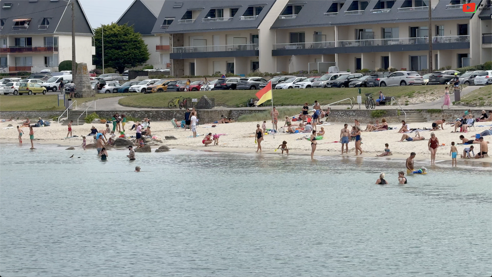 Quiberon | Plage et petits voiliers à Port Haliguen | TV Quiberon 24/7