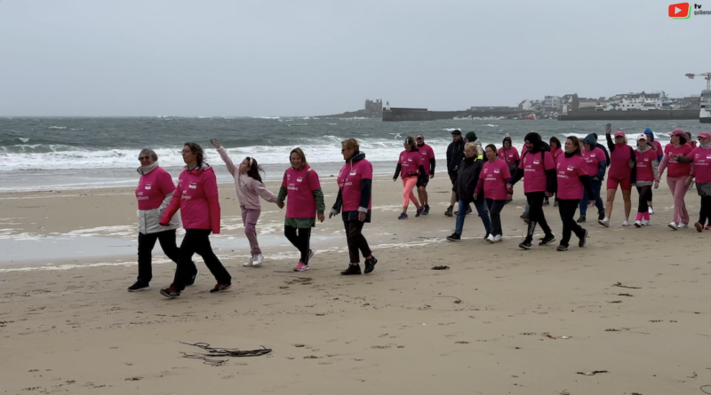 Quiberon | Marche Rose 2024 contre le Cancer du Sein | TV Quiberon 24/7