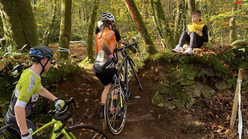 Baud | Cyclo-Cross de Cranne Enfants Ados | Bretagne Télé