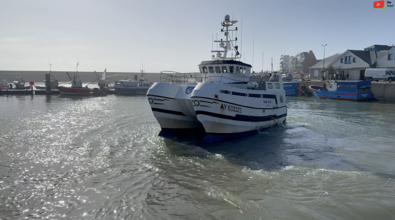 Quiberon | Le Fileyeur "Gwenn Ha Du " à Port Maria | Île de Houat TV