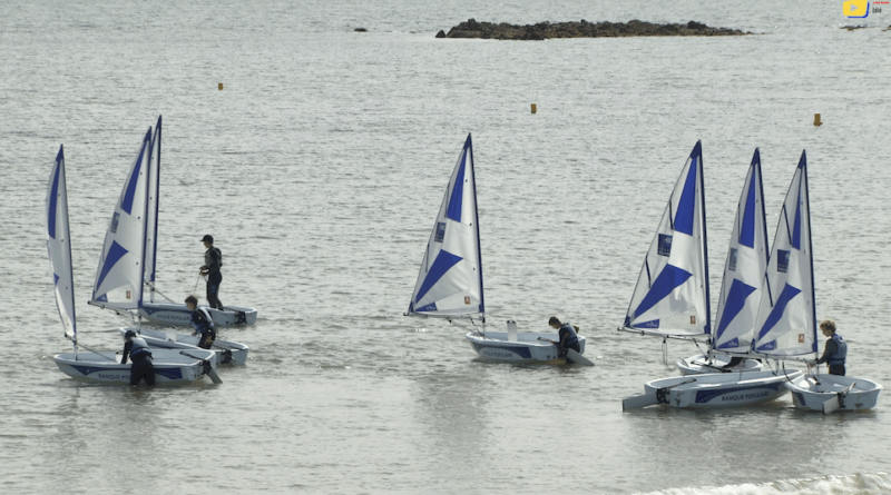 Carnac | L' École de Voile du Yacht Club | Carnac Télé