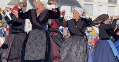 Quiberon | Binious, Castagnettes Festival Presqu'ile Breizh 2025 | TV Quiberon 24/7