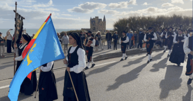 Quiberon | Parade Nations Celtes Festival Presqu'île Breizh 2025 | TV Quiberon 24/7
