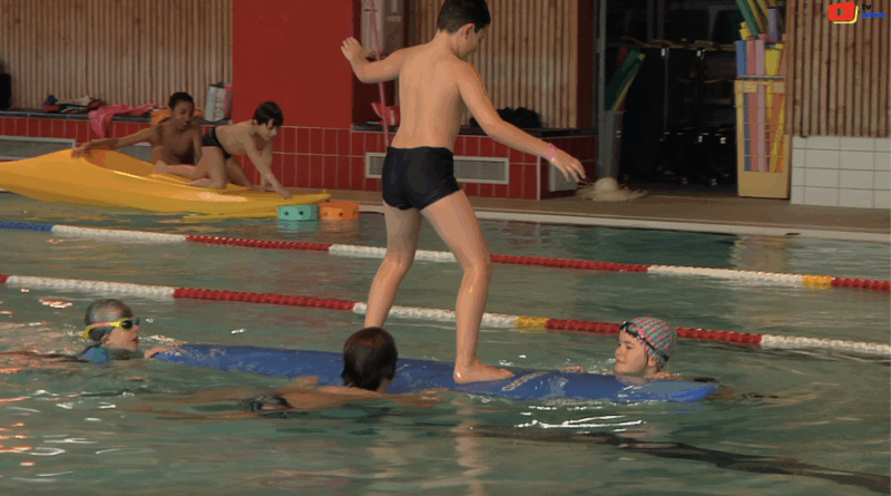 Quiberon | Piscine Neptilude Jeux 2018 | TV Quiberon 24/7