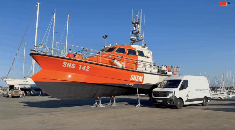 Quiberon | La SNS 142 "La Teignouse" montre sa Coque | TV Quiberon News