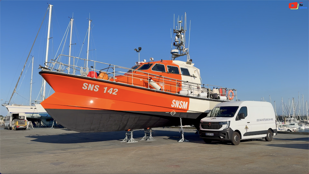 Quiberon | La SNS 142 "La Teignouse" montre sa Coque | TV Quiberon News