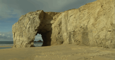 Saint-Pierre Quiberon | L'Arche de Port Blanc Subclaquante | TV Quiberon 24/7