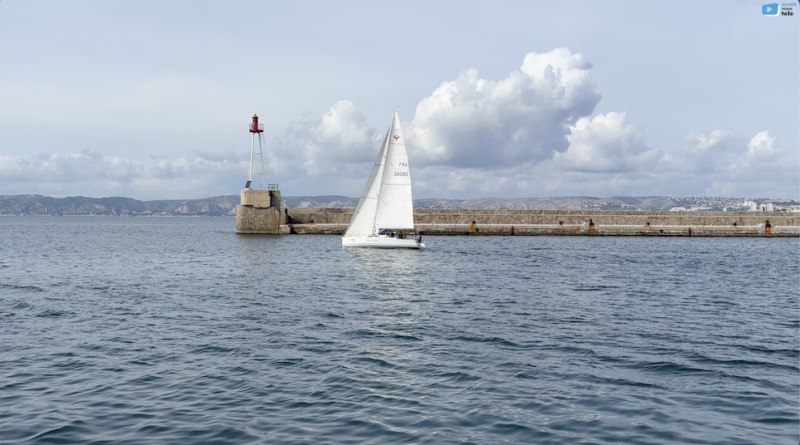Marseille | Le Vieux Port et ses Voiliers | Marseille Bretagne Télé