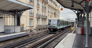 Paris | Métro aérien, Seine et Bateaux | Paris Bretagne Télé